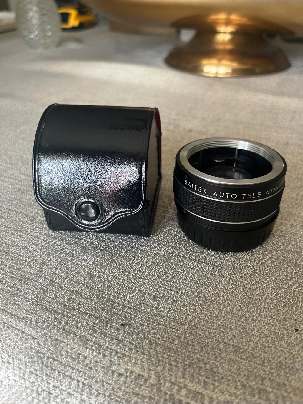 Saitex Auto Tele Converter 2x with Protective Case